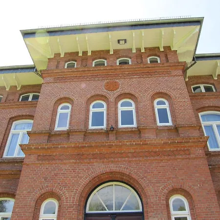 Haus Im Park Apartment Wesselburen