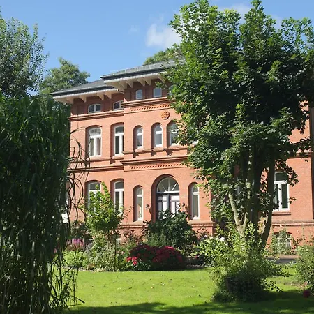 Apartment Haus Im Park Wesselburen