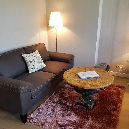 Haus Im Park Apartment Wesselburen